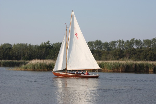 Fishing the river yare great yarmouth 2