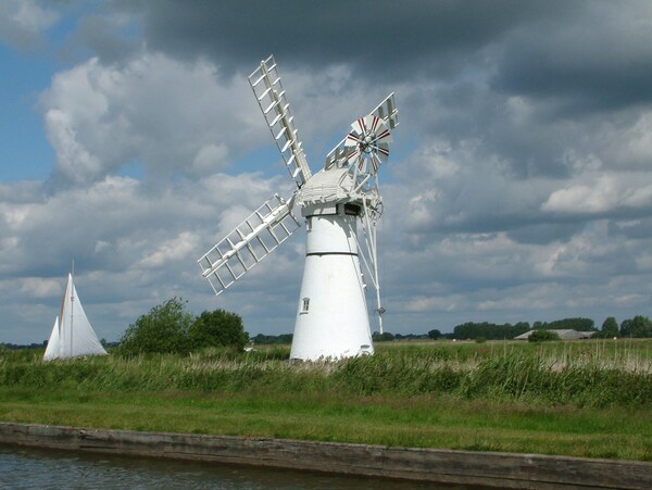 River yare fishing